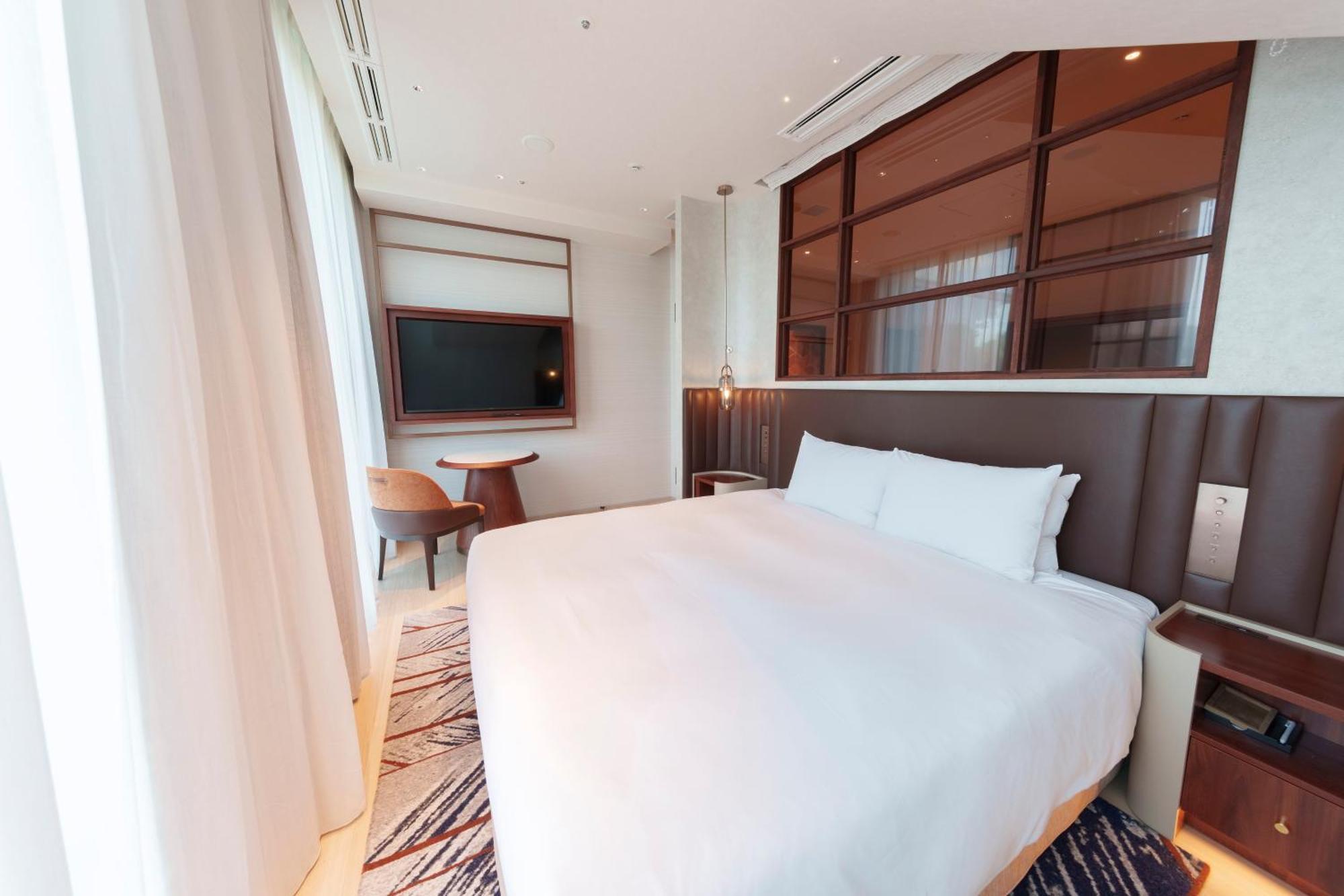 Hotel Springs Makuhari Premier Чиба Екстериор снимка